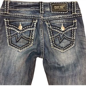 Miss Me women’s 28 straight leg Irene distressed embroidered jeans